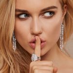 Sparkling Diamond Jewelry Pieces That Add Sophistication to Any Outfit